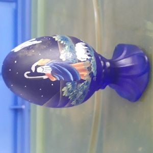 FENTON Egg on stand. Cobalt